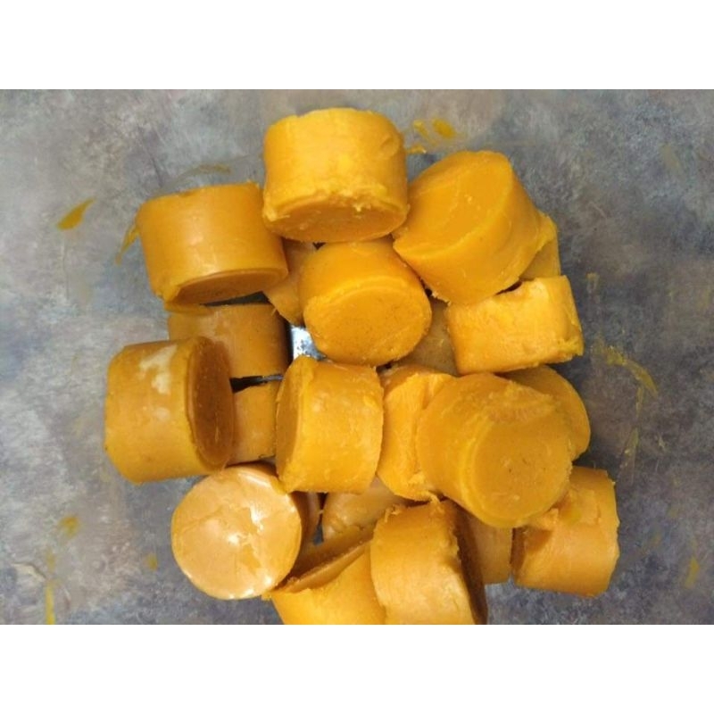 phôi son sáp trắng chưa trộn màu
