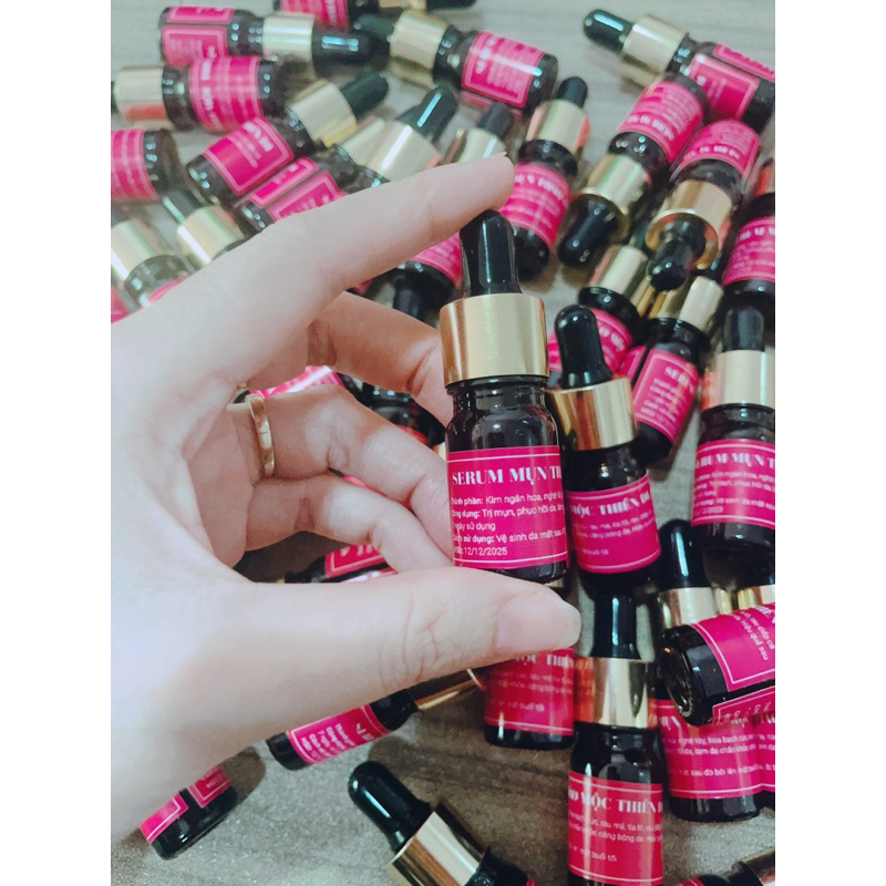 Serum giảm mụn thâm rỗ - Skin 7 Days - Công dụng 5 trong 1 hiệu quả sau 7 ngày