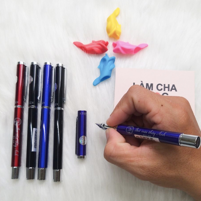 Ảnh Bút mài thầy ánh SH006 luyện chữ đẹp tiện lợi, ngòi bút mài êm trơn, thanh đậm  - Nhà Sách Tâm An 1