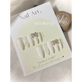 Nail box thiết kế đính charm nơ màu trắng xinh.needle nail