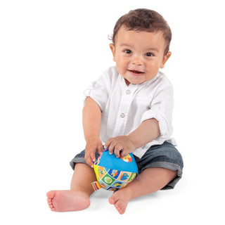 Bóng vải kèm lục lạc rèn luyện vận động cho bé - Chicco Soft Ball