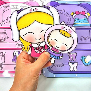 Nana tập chăm em bé khi mẹ vắng nhà - Sổ búp bê giấy