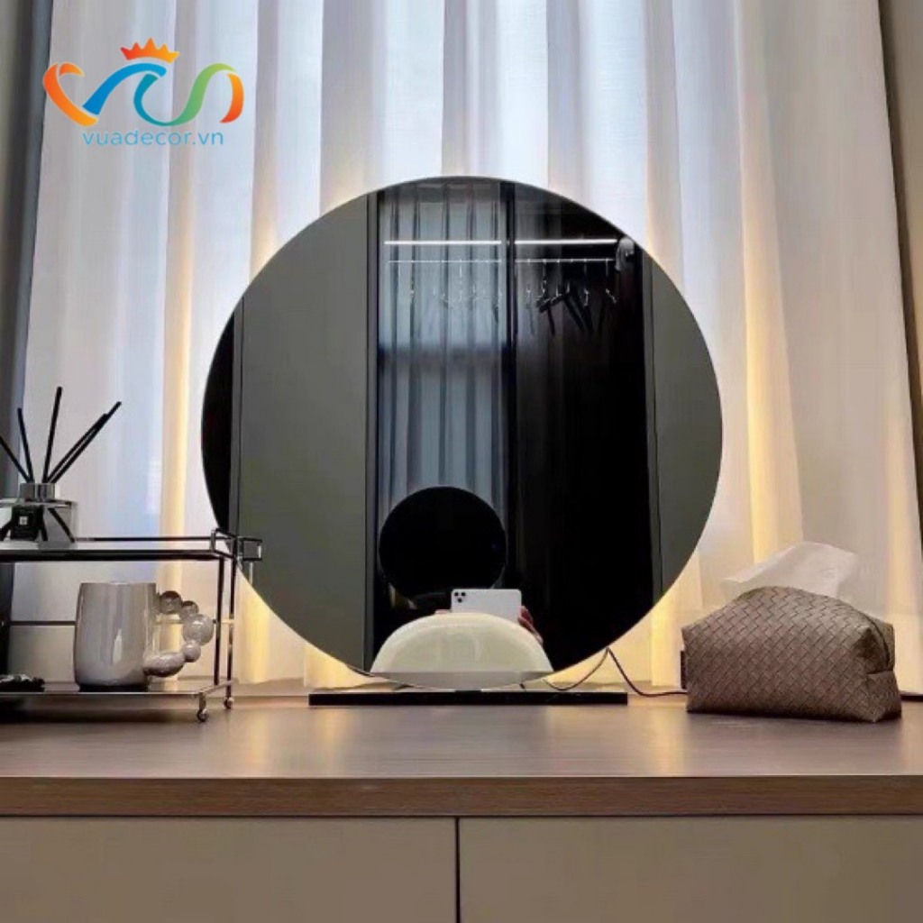 Ảnh Gương tròn để bàn trang điểm có led cảm ứng cao cấp VUADECOR (Tặng đế gỗ) 4