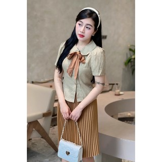 Set đồ công sở nữ - Áo kẻ kết hợp váy xếp ly