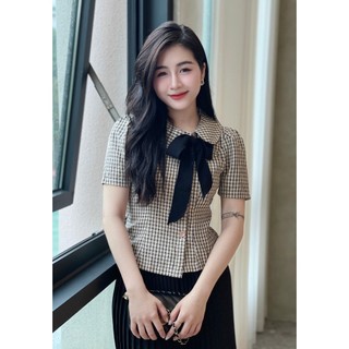 Set đồ công sở nữ - Áo kẻ kết hợp váy xếp ly