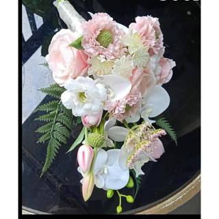 Hoa cầm tay cô dâu thác nước(mới)