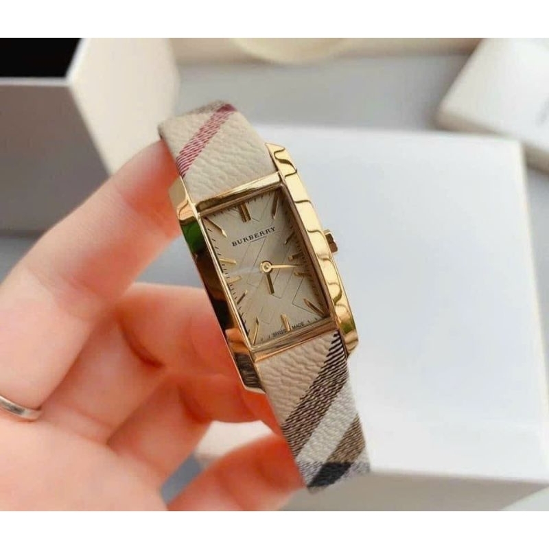 ng H N Burberry BU9509 9509 M t Ch Nh t Siz 30mm May Quartz Pin Thu S Kinh Sapphiare Day Da Full Box Shopee Vi t Nam