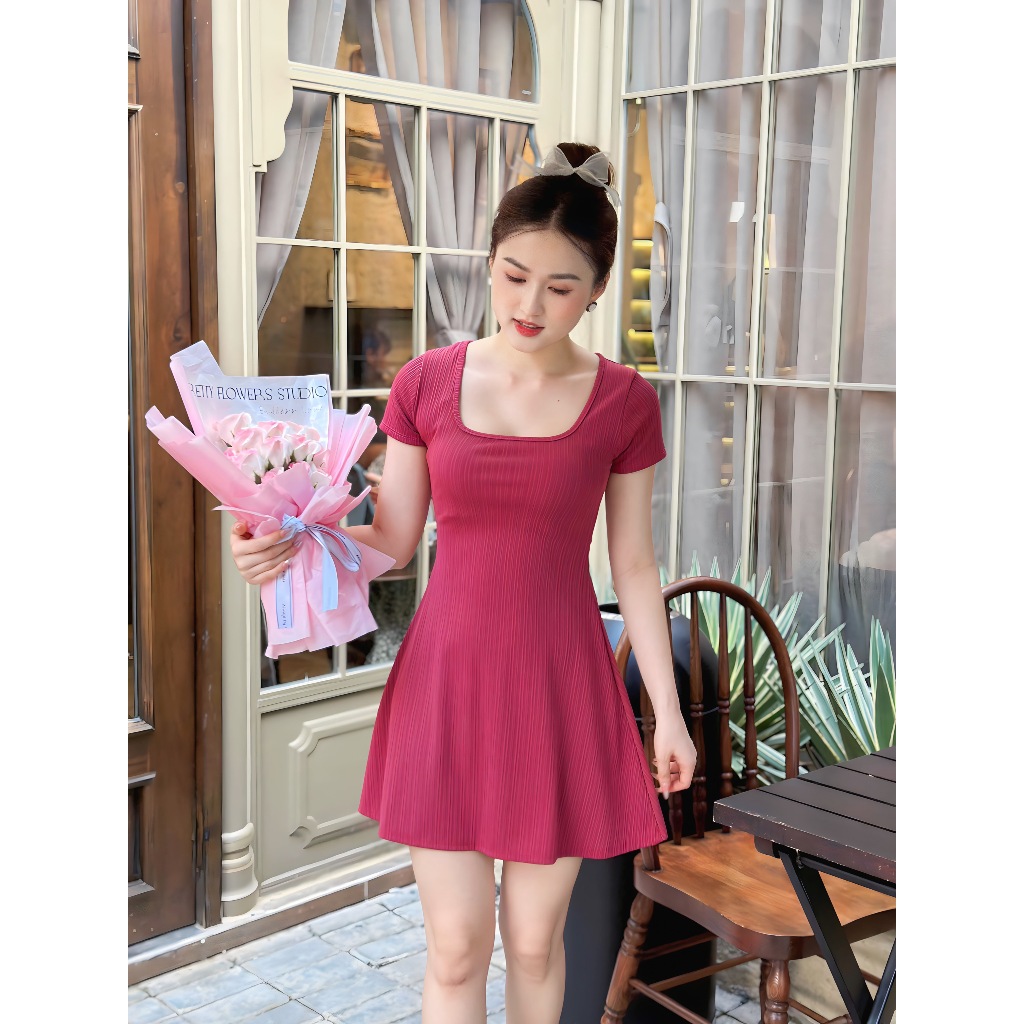 Đầm body nữ tay ngắn cổ vuông phong cách Hàn Quốc chất thun gân mềm mịn mát co dãn tốt A77