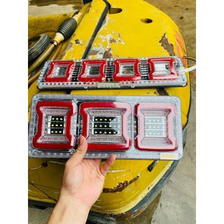 Đèn led hậu xe tải hình ô vuông chống nước, sáng nhiều chế độ