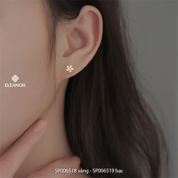 Bông tai nữ chuôi bạc 925 Eleanor Accessories hình hoa khuyên tai đính đá phụ kiện trang sức 6518