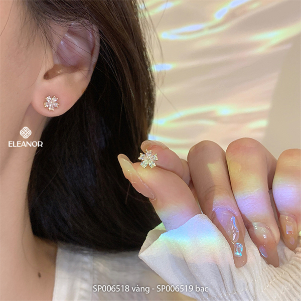 Bông tai nữ chuôi bạc 925 Eleanor Accessories hình hoa khuyên tai đính đá phụ kiện trang sức 6518