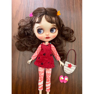 Set 3 món đồ bộ kèm váy đỏ size blythe,xinyi,barbie