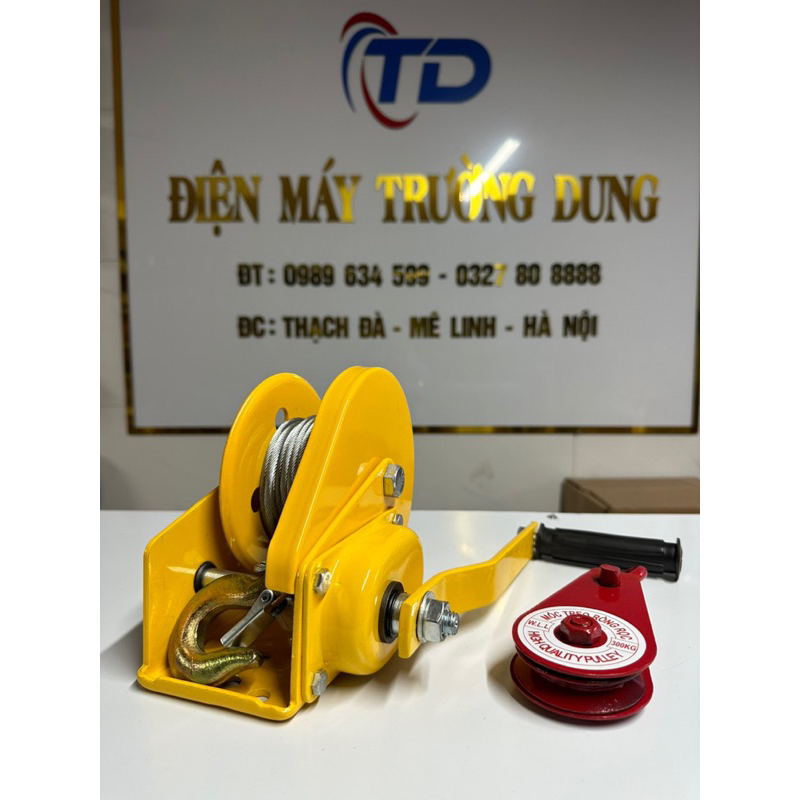 Tời quay tay nhập khẩu tự hãm tải 1200 lbs( 540kg ) ròng rọc 300kg móc ...