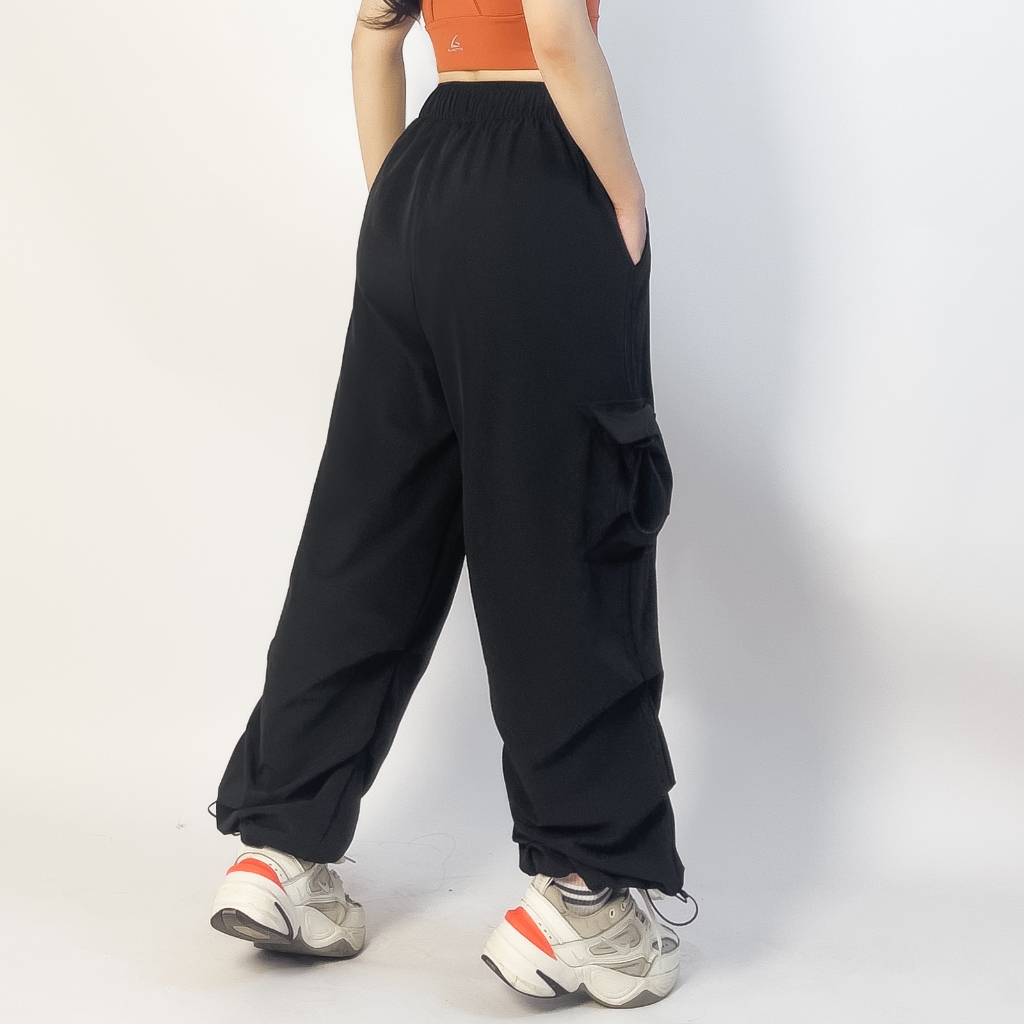 Ảnh Quần jogger gió hạt mát lạnh GTH88 thiết kế túi vuông có dây điểu chỉnh ông quần by Gladimax 2