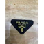 patch vải ủi nhiệt thêu hình tam giác pradaaa