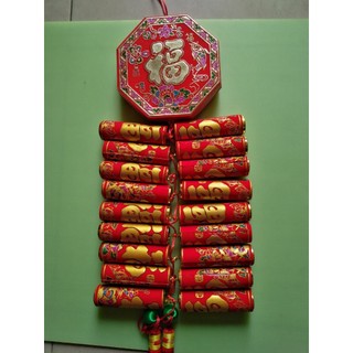 Dây Pháo Đỏ Trang Trí Tết Chất Liệu Giấy Và Coton Dây Có Chiều Dài 1M X 12cm X 3,5cm 18 Viên