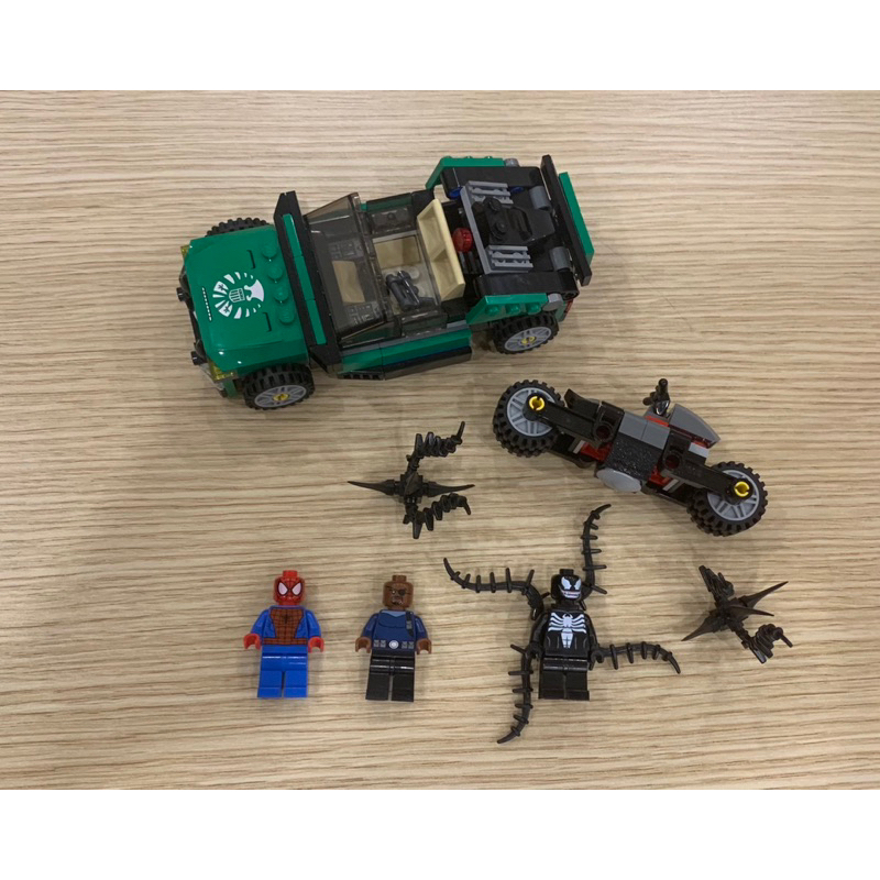 Lego Marvel : Spider Cycle Chase 76004 like new có sách không box ...