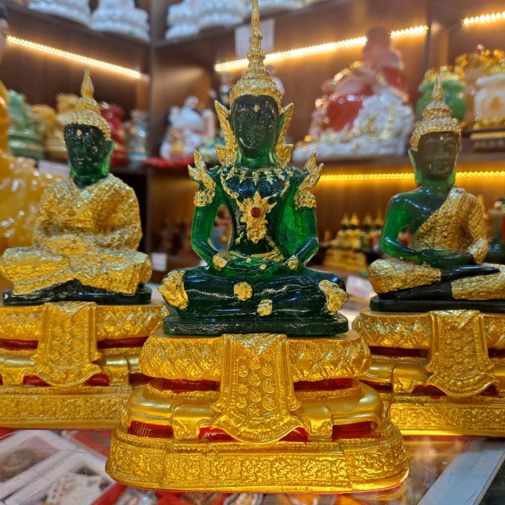 Vật Phẩm Trang Trí Nhỏ Gọn Cao 18cm Phù Hợp Trưng Bày Phòng Khách và xe ô tô