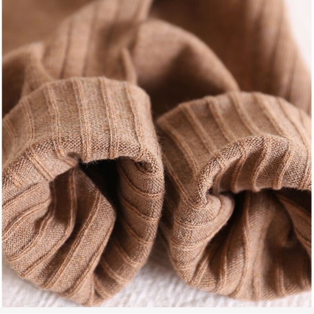 Tất nam nữ cổ trung chất liệu cotton giúp chống hôi chân đơn giản và co dãn vô cùng tốt  LANIXA T44