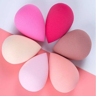 Bông Mút Trang Điểm Tán Kem Mềm Mại Tiện Dụng Hình Giọt Nước Tông Màu Pastel Giao Ngẫu Nhiên Momoko