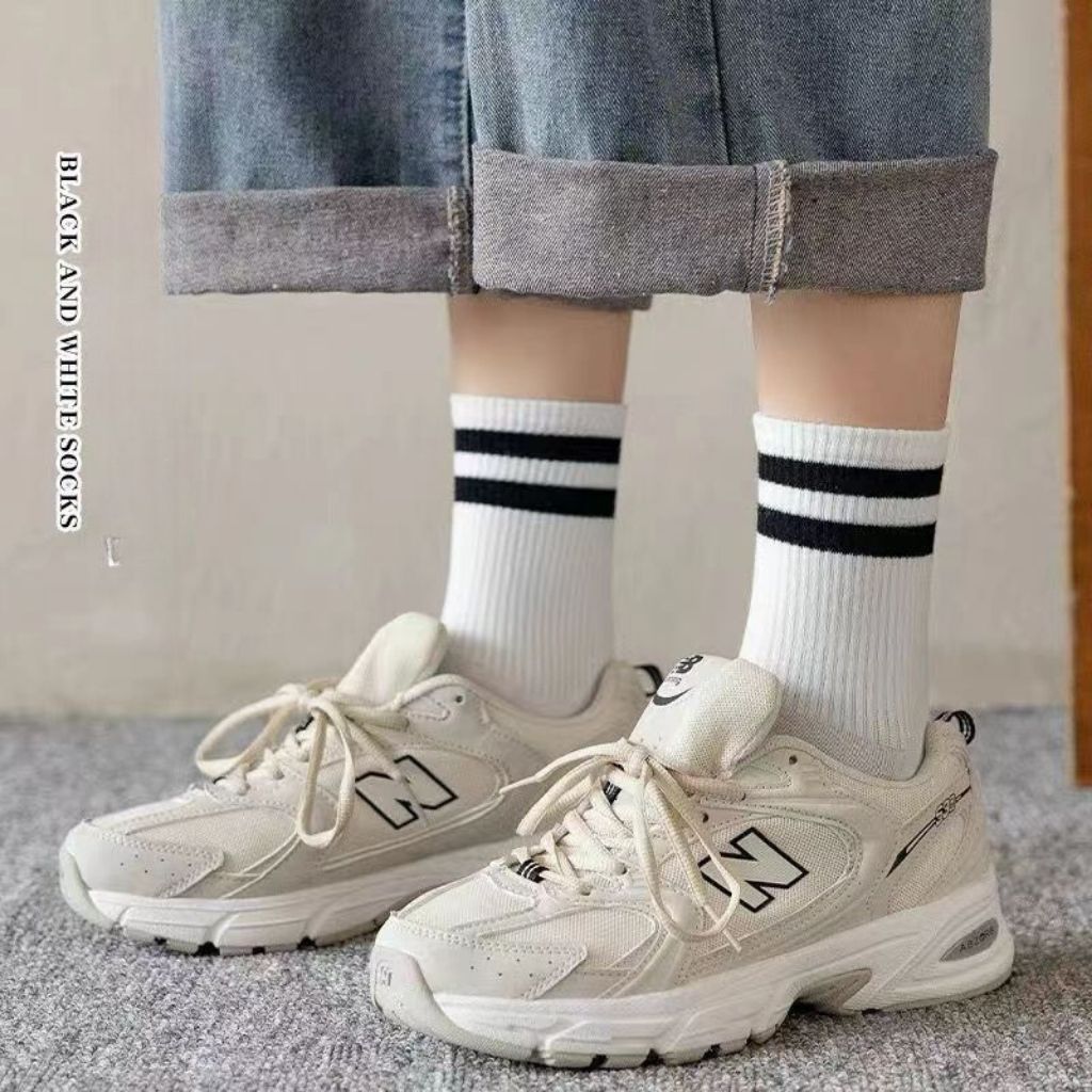 Tất nam nữ cổ trung cotton mềm mại thoáng mát 2 sọc dày dặn êm ái thấm hút và co dãn tốt LANIXA T588