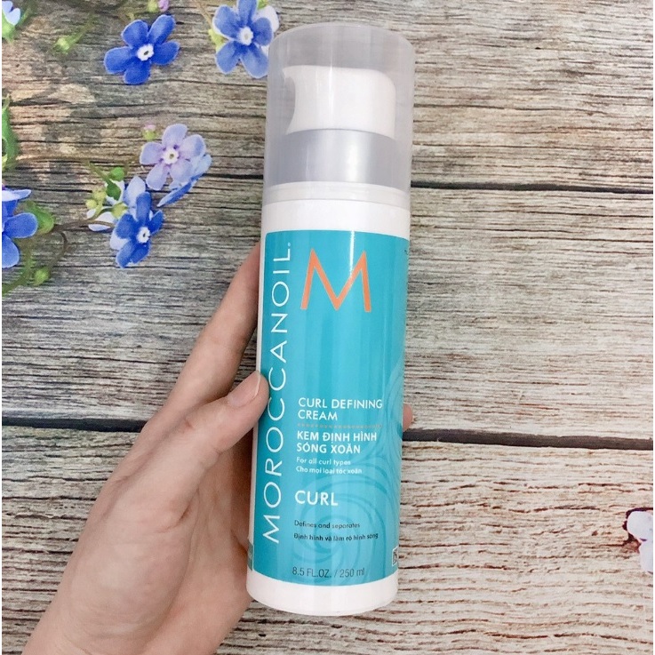 Kem định hình sóng xoăn - Moroccanoil Curl Defining Cream - làm mềm, định hình cho tóc gợn sóng tới xoăn (250ml)  - LT