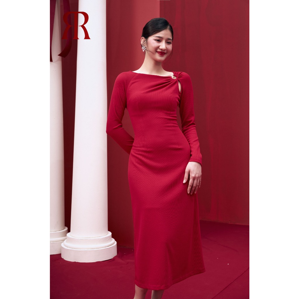 RẬP – Đầm Tay Dài Ôm Eo Vai Khoét Đeo Khoen – XMAS 10