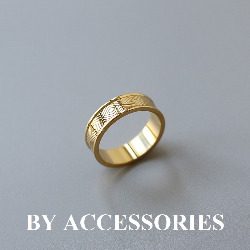 Nhẫn nam nữ unisex titan kiểu chạm nổi hoa văn hình học mạ vàng 18K không gỉ WR2345