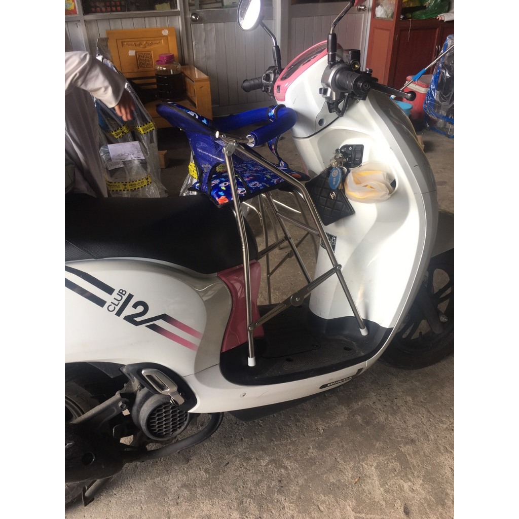 (Freeship) Ghế ngồi xe SCOOPY cho bé ,ghế ga xếp sắt sơn tĩnh điện gấp gọn , ghế đi xe máy Scoopy, ghế xe máy tay ga