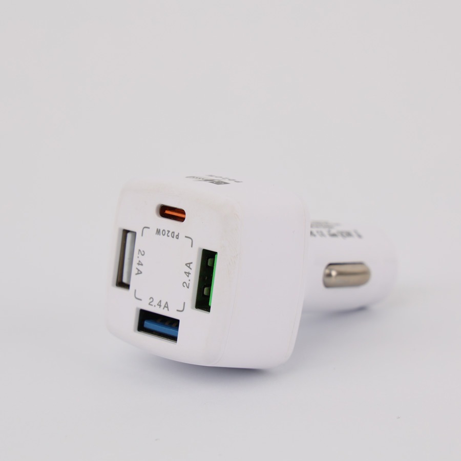 Tẩu Sạc 3 Cổng USB 2.4A 10W Và 1 Cổng Type C PD20W CIND