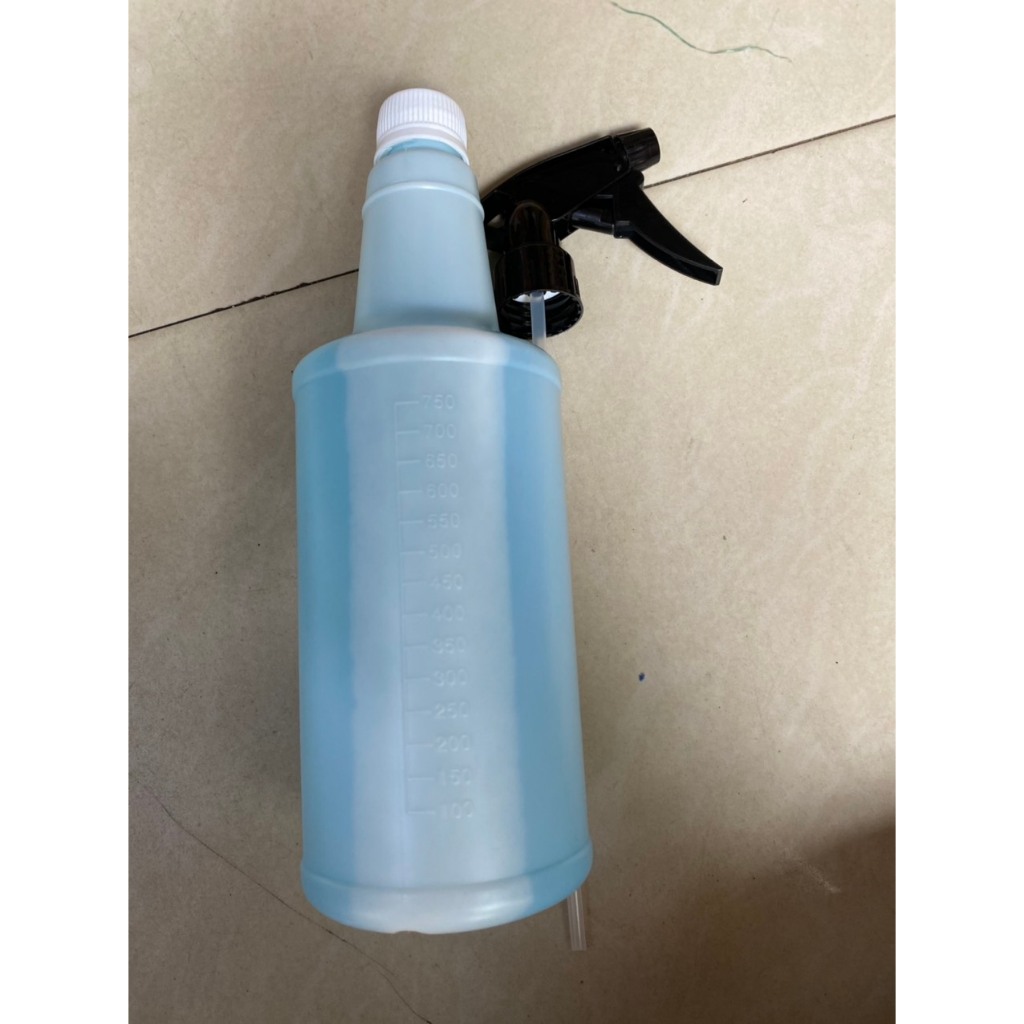 Dung dịch rửa rửa đa năng Moto Cleaner,rửa rửa không chạm vệ sinh xe máy ôtô ,rửa lốc máy đầu bò dây điện, vs nhà bếp.