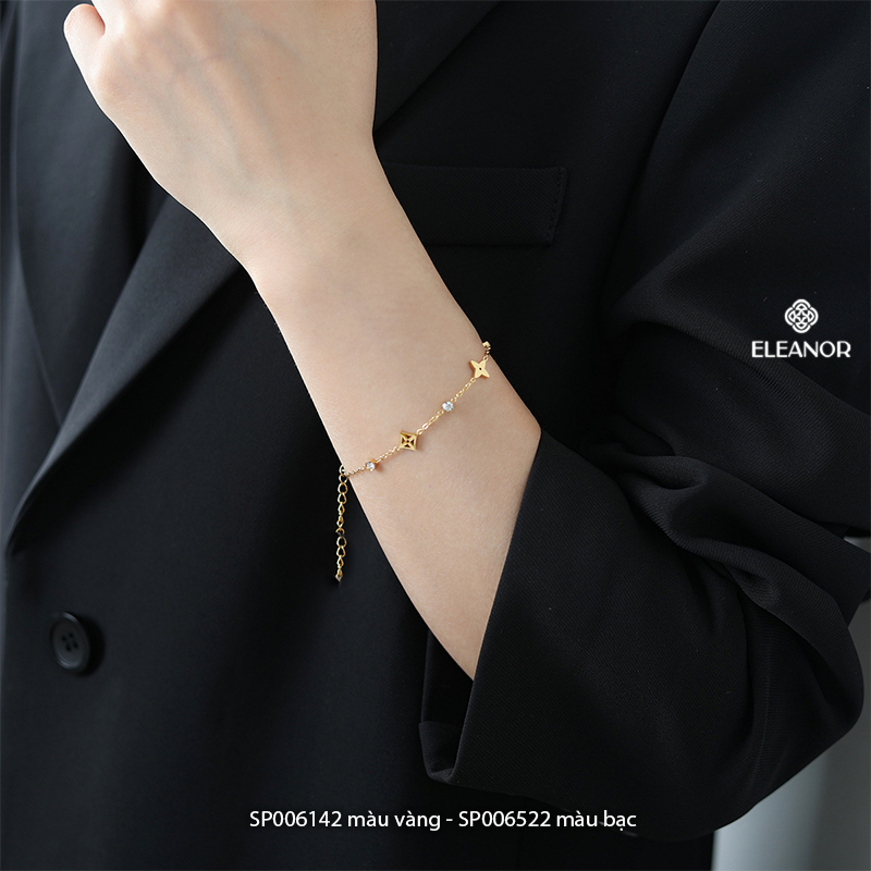 Vòng tay nữ titan Eleanor Accessories hình cỏ 4 lá đính đá phụ kiện trang sức lắc tay 6142
