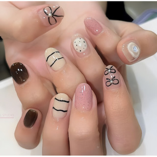 Nailbox form ngắn nhẹ nhàng dễ thươny theo yêu cầu khách