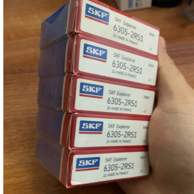 Vòng Bi 6305 SKF 2RS1 (mạ viền đen)