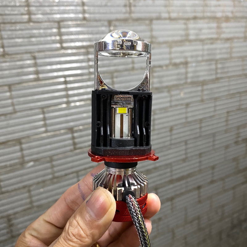 đèn bi led V8 sáng 55w chân H4 gắn xe máy | Shopee Việt Nam