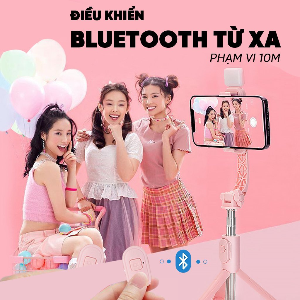 Gậy chụp hình gấp gọn, có remote kết nối bluetooth và đèn LED trợ sáng, quay được 360 độ.