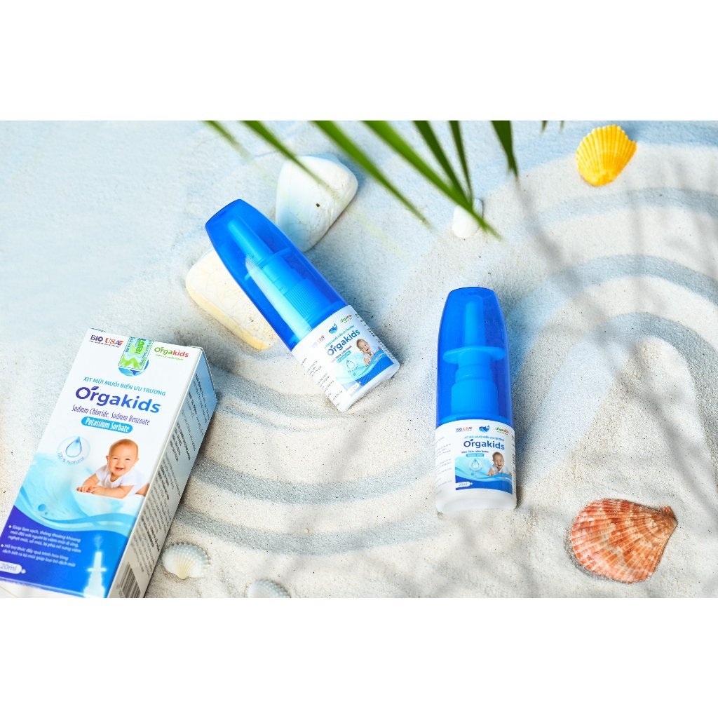 Xịt mũi CẬN DATEmuối biển ưu trương Orgakids làm sạch mũi, hỗ trợ giảm nghẹt mũi, sổ mũi cho bé trên 6 tháng tuổi lọ 20m