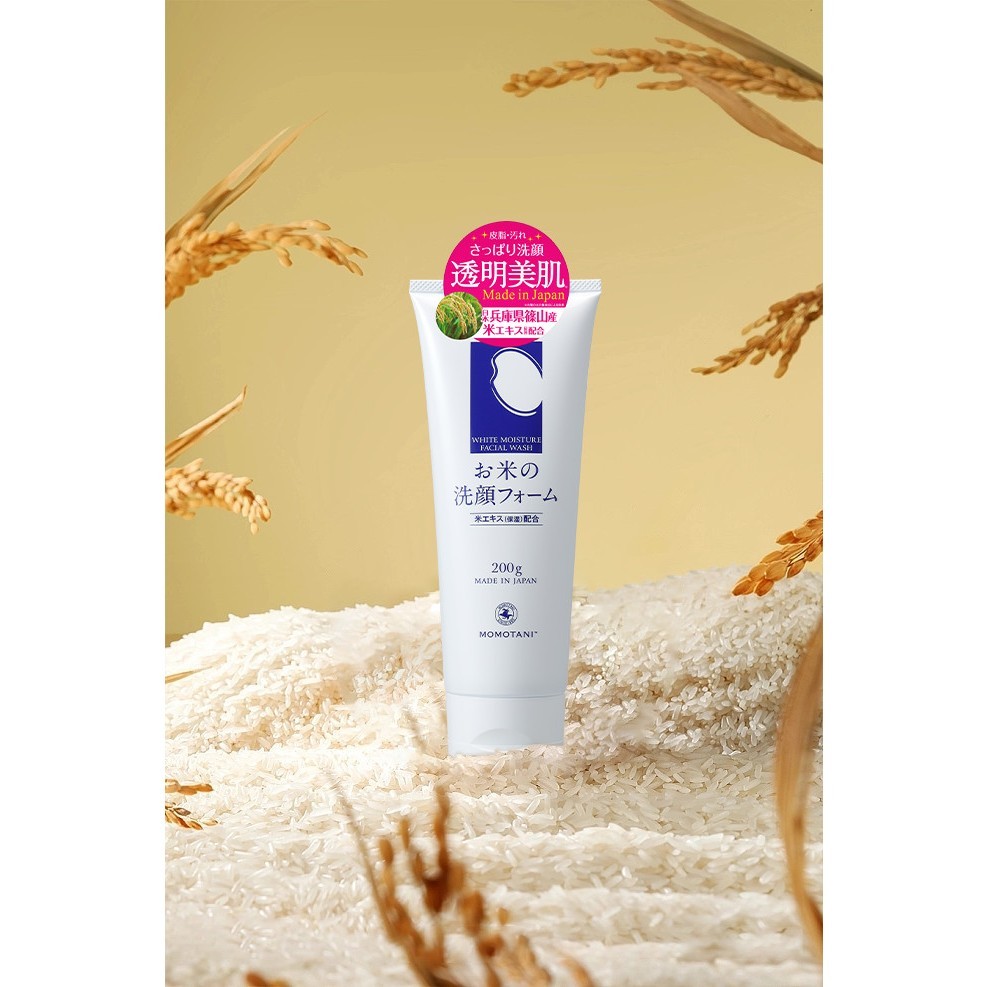Sữa Rửa Mặt Dưỡng Ẩm, Làm Trắng Chiết Suất Gạo Momotani White Moisture Facial Wash 200g
