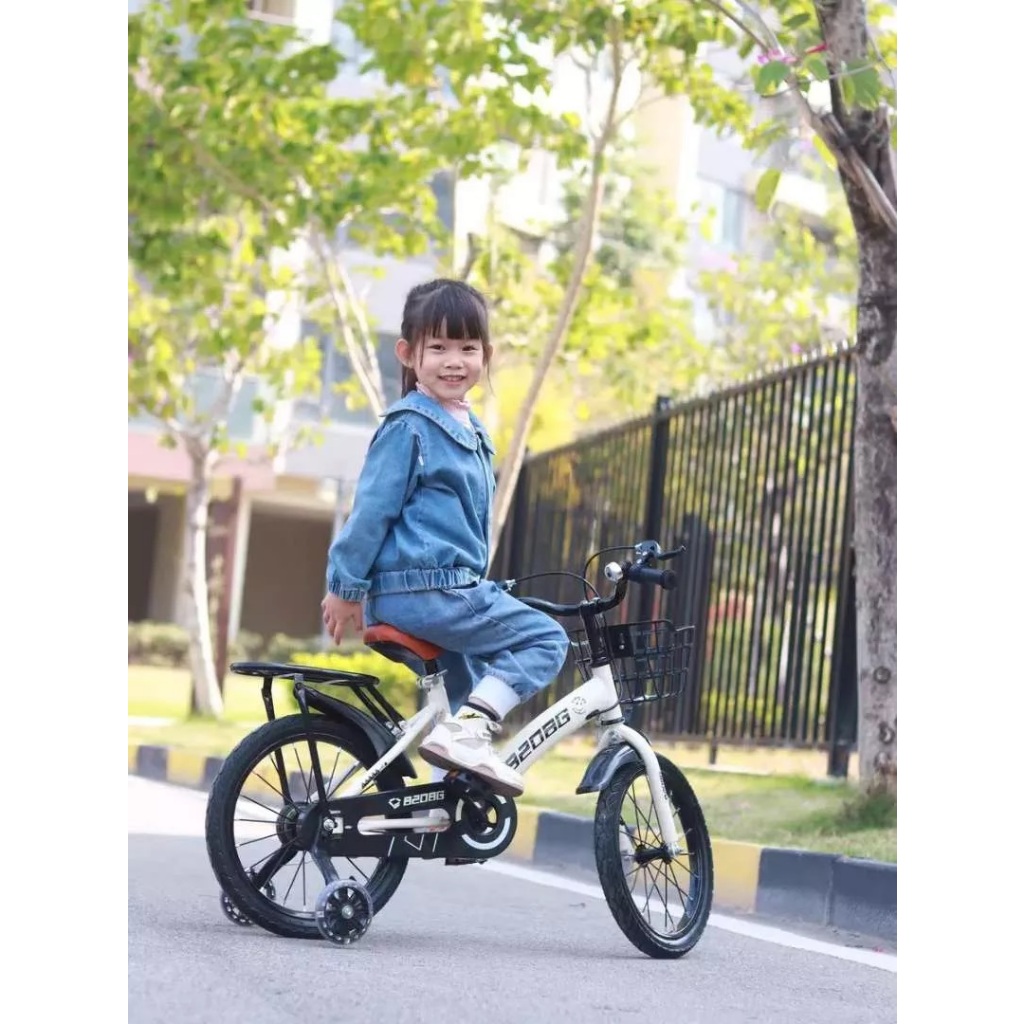 Xe đạp trẻ em 12 inch - 20 inch full 50 mẫu phù hợp bé gái bé trai từ 2-12 tuổi bảo hành 2 năm phong cách Vn6