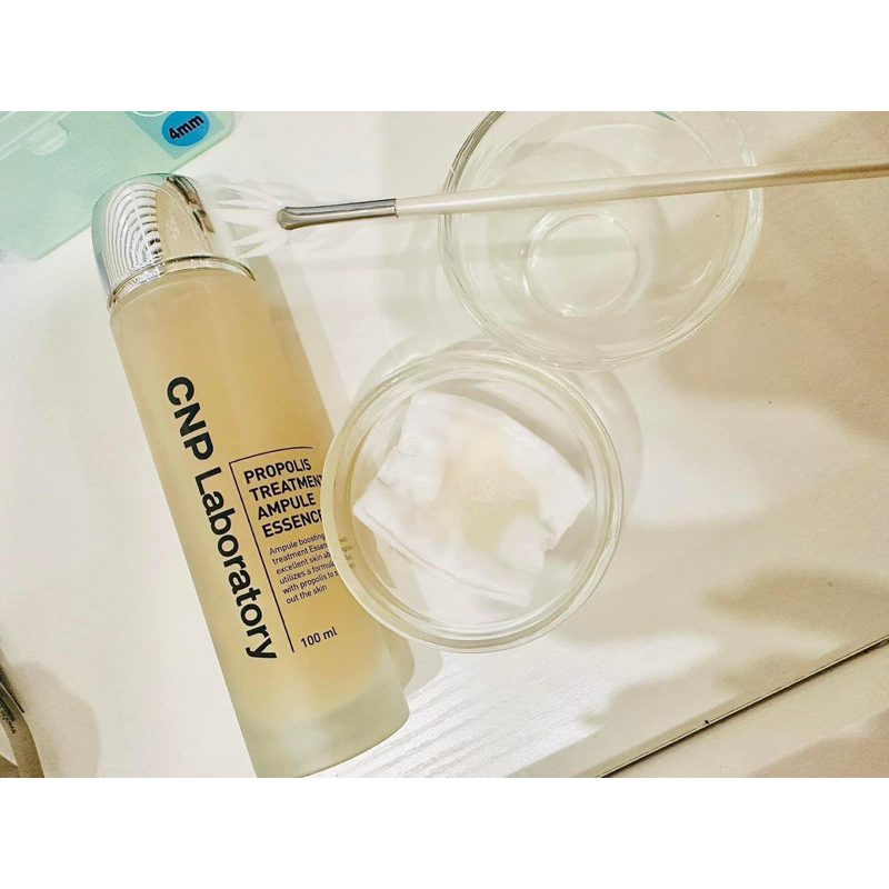 Tinh chất Nước thần keo ong CNP LABORATORY Propolis Treatment Ampoule Essence