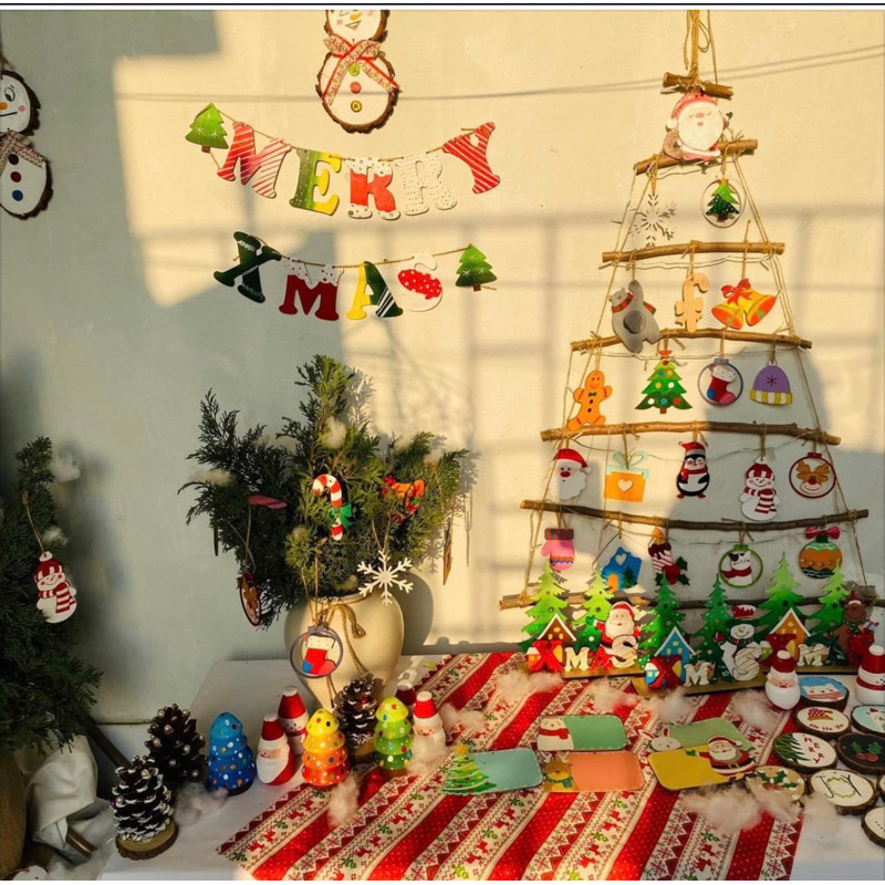Sét 10 món decor trang trí Tết, sét 10 món bằng gỗ trang trí treo cây thông cây đào