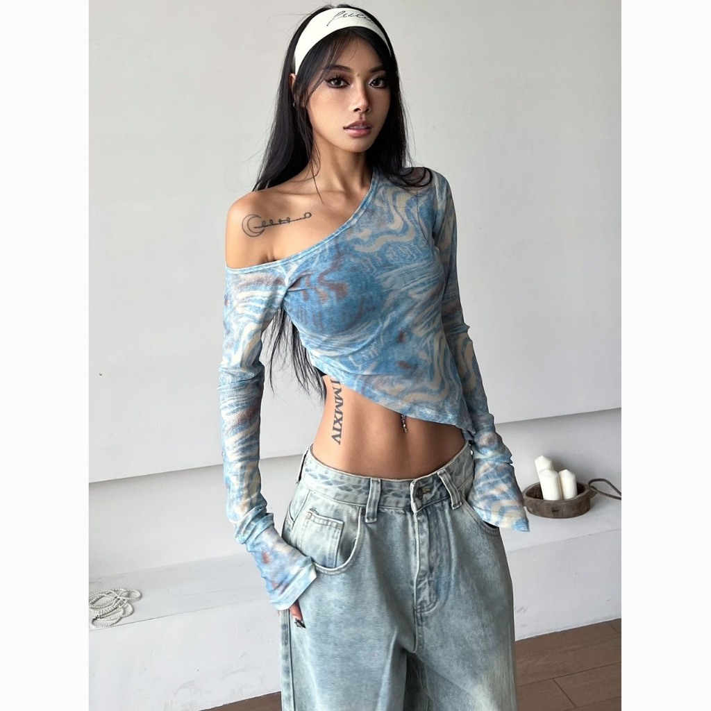 (SẴN) Áo croptop dài tay trễ vai chất voan lưới tay loe cá tính màu xanh biển  ACTV002 - Tiktik