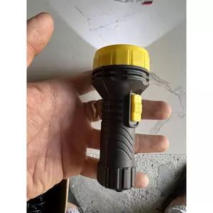 Đèn Pin Soi Trứng Chuyên Dụng Trong Ấp Trứng gia cầm