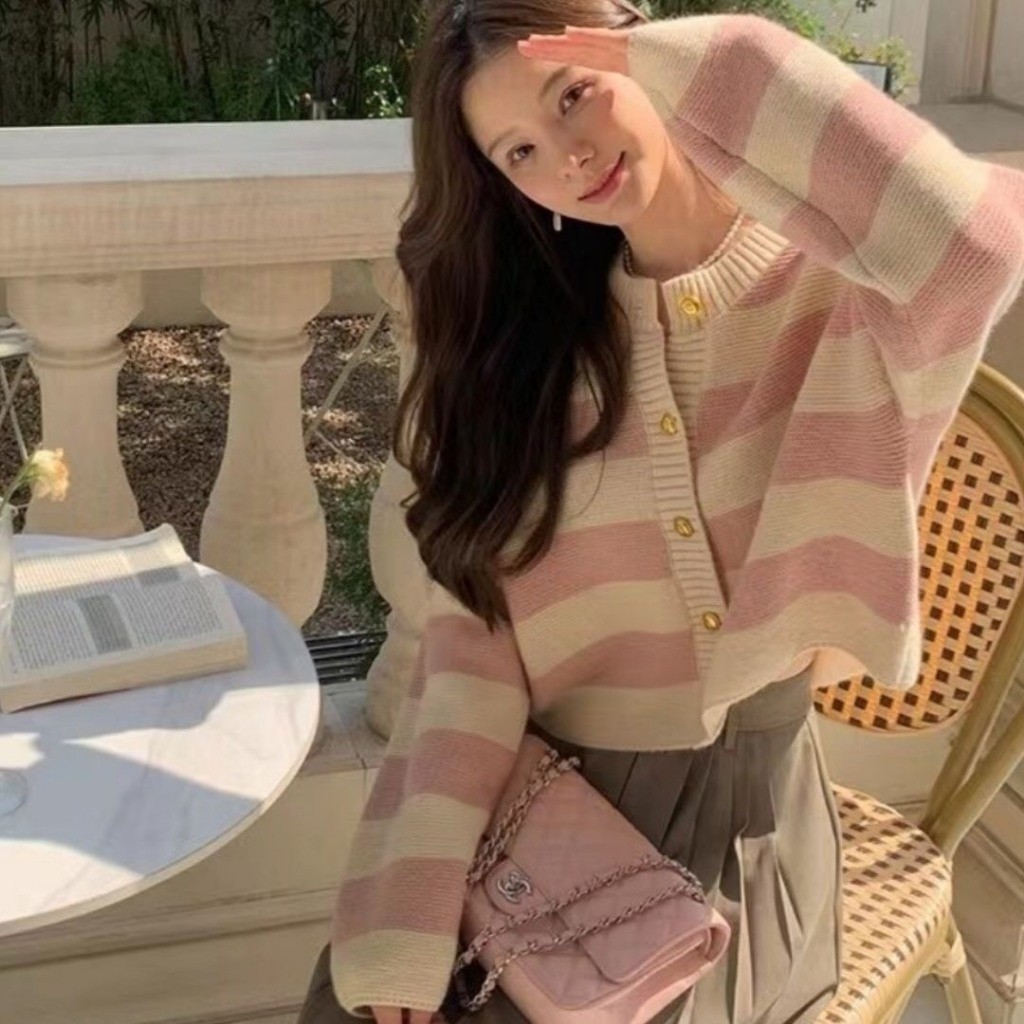 (HÀNG QCCC) Áo Cardigan len cúc vàng tiểu thư dáng croptop phong cách Hàn Quốc form rộng MT33 SP39