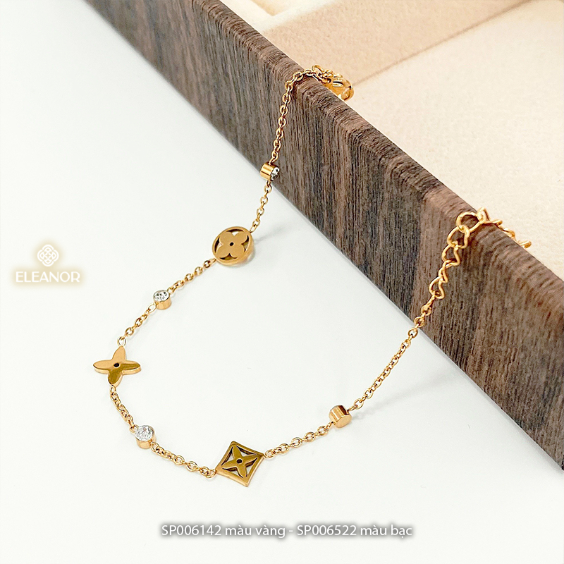 Vòng tay nữ titan Eleanor Accessories hình cỏ 4 lá đính đá phụ kiện trang sức lắc tay 6142