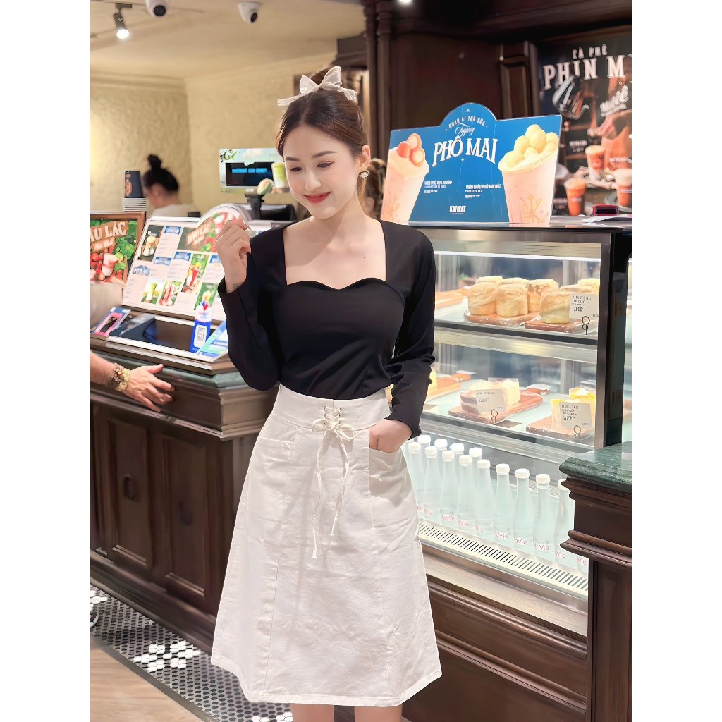 Áo Thun Tăm Cổ Lượn Kèm Mút-A115