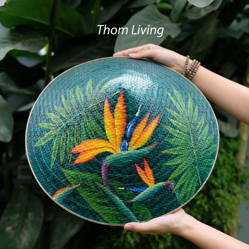 Nón lá cỏ bàng vẽ hoa quai vải lụa sang trọng mặc áo dài làm quà tặng