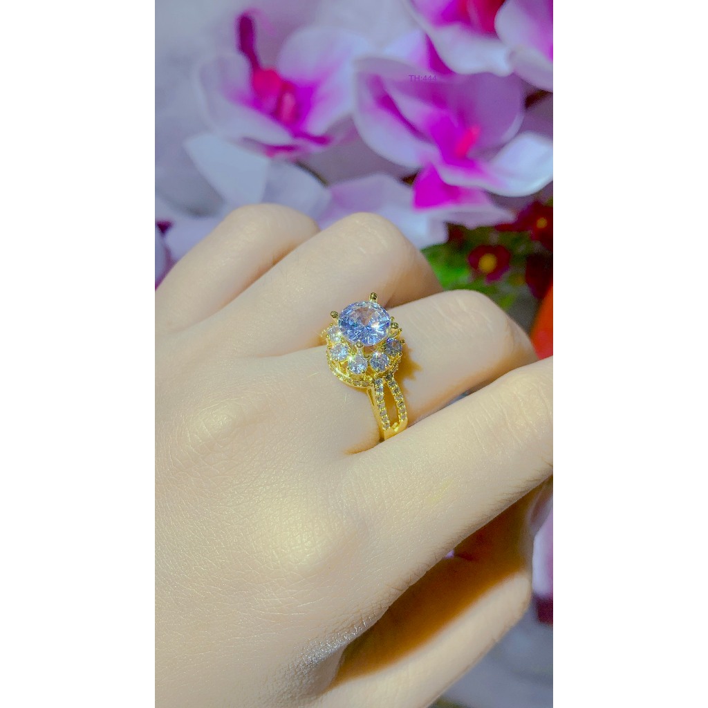 Women's Gold-Plated Ring by Trang Sức Bạc Queen