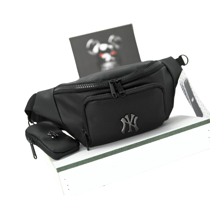 MLB Women's Elegant Crossbody Bag – Water-Resistant · AZON-05