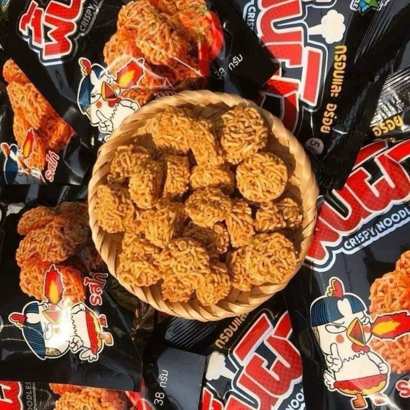 1 BỊCH 12 GÓI SNACK MỲ GÀ CAY VIÊN THÁI LAN